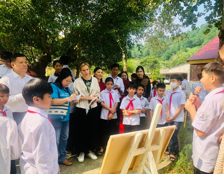 Hoạt động Truyền thông nâng cao nhận thức và tôn trọng đa dạng giới cho học sinh tại Lào Cai